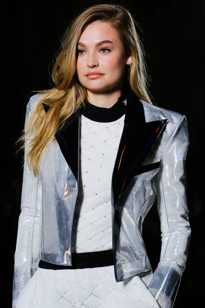 Look 54